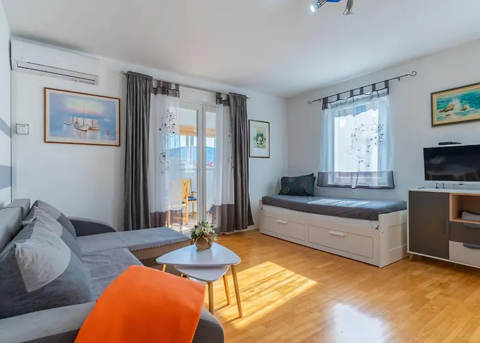 Apartman Kristian By Interhome *