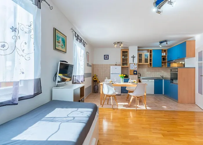 Kristian By Interhome * Cres