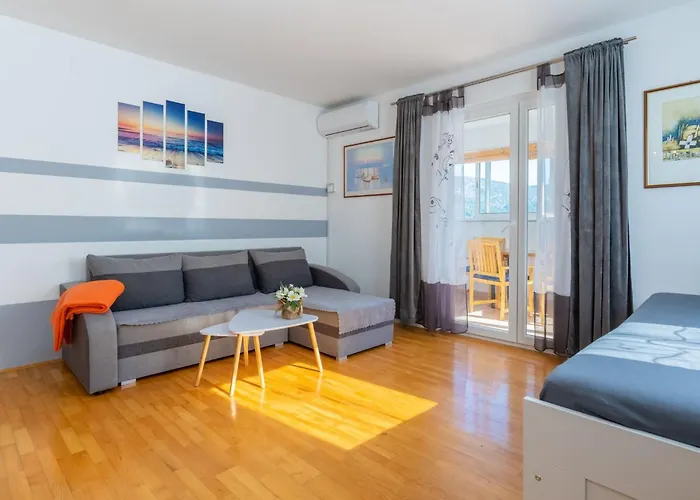 Kristian By Interhome * Cres